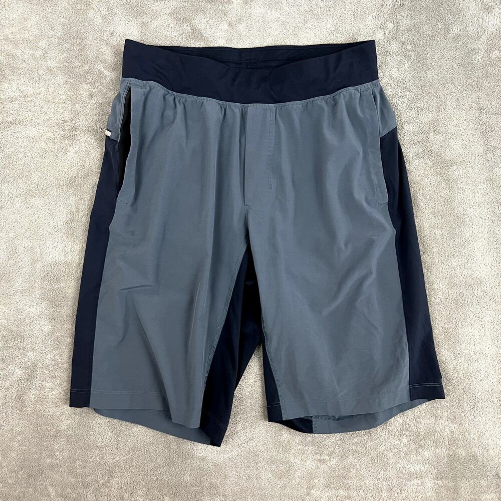 Lululemon Mens T.H.E. Linerless‎ Shorts Sz M Blue Grey Performance Lightweight